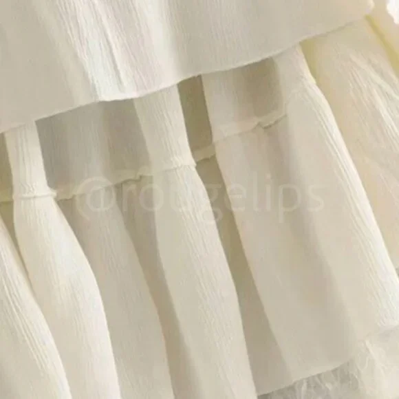 Backless Babydoll Short Dress in Beige - Picture 5 of 16